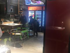 -钢管厂五区小郡肝串串香(奥克斯广场锦城万达店)