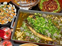 -何师烧烤Pro ·江湖川菜·小龙虾·精酿(太古里旗舰店)