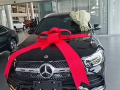 -天津波士信达奔驰4S店(卫津南路店)