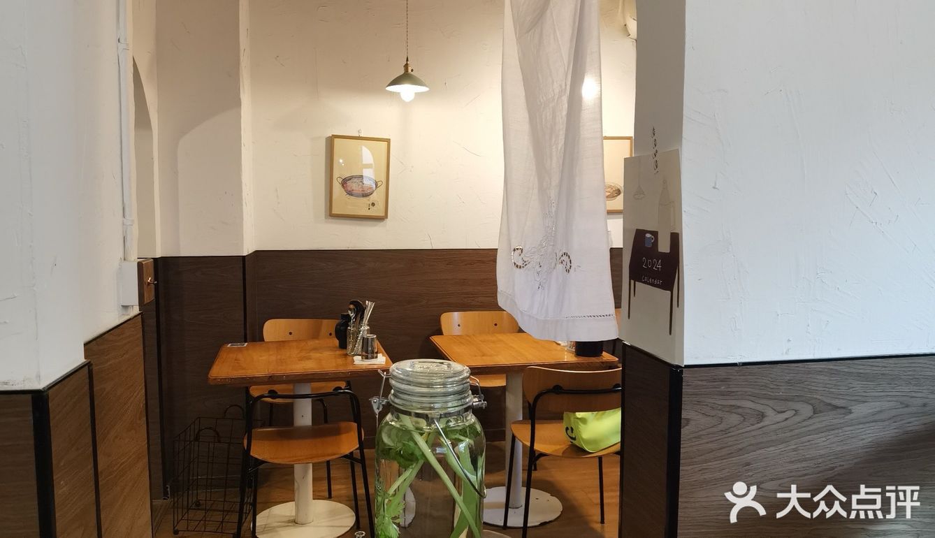 在青岛吃完，打包上高铁接着吃