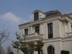 -上海玫瑰园度假酒店
