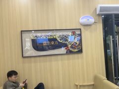 -霸王茶姬(南强街店)