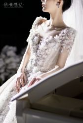 -欣薇婚纱(新源乐汇城店)