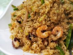 -家利美食店
