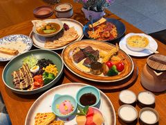 -豪客嘉族·麦尼顿西餐厅(乐福天下店)