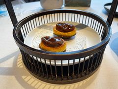 一口鲍鱼酥-三号黄浦会Canton Table