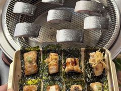 -围炉肉舍•炭烤活鳗•丹东海鲜烤肉(步行街店)