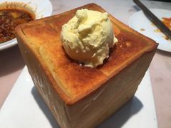 面包诱惑-茅庐毛血旺(临沂泰盛广场店)