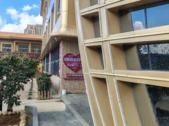 -郑庄脂渣海鲜楼(九水路店)