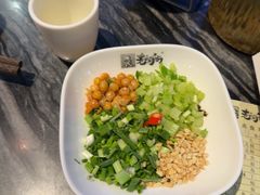 -老船舫·现做活鲜鱼馆(东郊记忆店)