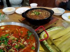九久苕粉煲-盐与味葱葱鲫鱼•自贡菜江湖菜(春熙店)