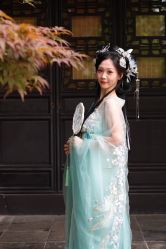 -梦回汉唐汉服旗袍体验馆(拙政园店)