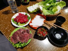 鲜切里脊-阿西土陶牦牛汤锅