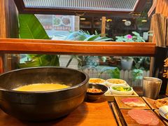 -银米·云南传统过桥米线(双廊黑金冠店)