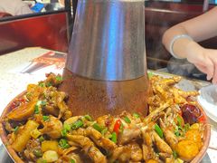 -老佛爷铜炉蛙锅(东门老街店)