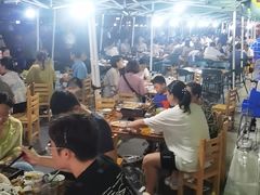 -宏兴烤鱼山庄(宣恩总店)