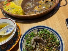 -洱火云南酸菜牛肉火锅(石景山当代商城店)