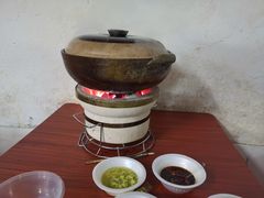 -威邵鸡煲(西华路总店)