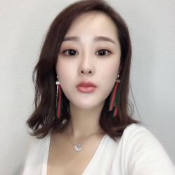 -卡尔诗·科技美肤连锁