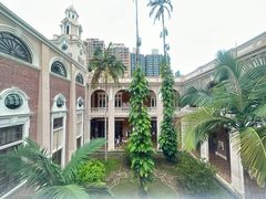 -香港大学