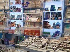 -一代眼镜·蔡司配镜(浦东大拇指广场店)