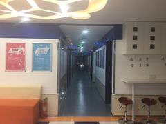 -昂立青少儿成长中心(宝山万达校区)