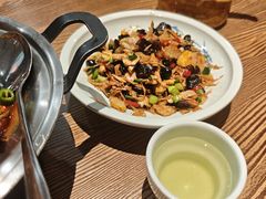 -佬湘楼·27年湘菜(天河都市广场店)