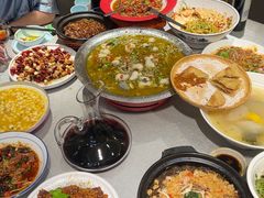 -有红鸡毛店·川菜(建设路店)