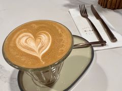 -潮一不贰·法式甜品·生日蛋糕·西式简餐(外滩店)