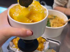 -W COLLECTIVE  DESSERT SHOP