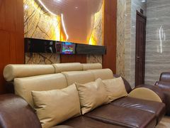 -人和国际健身俱乐部(长江路店)