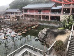 -石峰岩寺