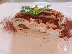 抹茶提拉米苏-YUE·6·西式融合餐厅(外滩六号店)