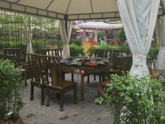 -二荆条·蜀鲜汇城市森林火锅