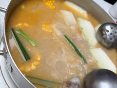 -肥仔文澳门猪骨煲(南京西路店)