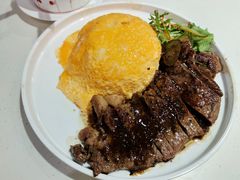黑椒牛扒蛋包饭-锦园春香港茶餐厅(西海湾旗舰店)