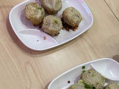 -小杨生煎(金山百联购物中心3楼店)