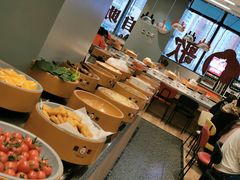 自助取餐区-龍歌自助小火锅(市南金茂湾店)
