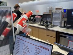 -Tims天好咖啡·贝果(成都东站捷枫店)