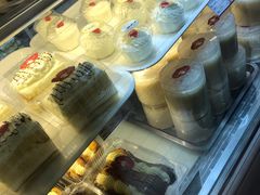 -白玉兰食品甜凤店(合生汇店)