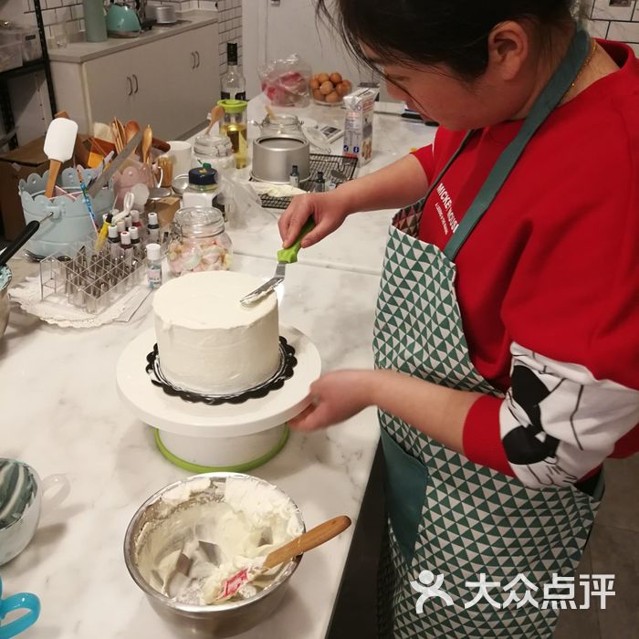 花食間蛋糕diy體驗烘焙館