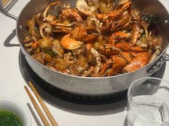 -七欣天香辣蟹火锅(闵行浦江欢乐颂店)