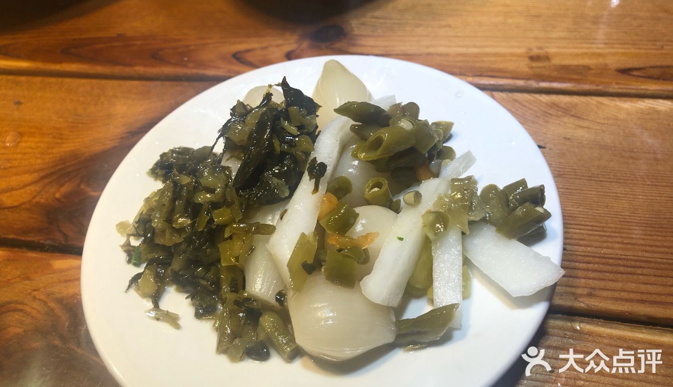 其实就是过早 粉比一般家都洗细一些 味道也不错