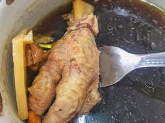 凤爪汤-红大哥水门鸡饭(總店)