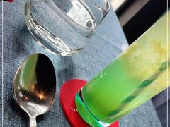 -弦月窗LUNETTE BY AMANDA(复兴路店)