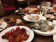 -四海一家自助餐(益田假日广场店)