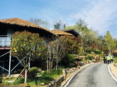 -三峡国际房车露营地(G348店)