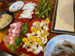 -民食香·腊排骨野生菌美食(木府店)