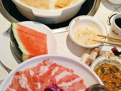 -三人行骨头王火锅(长寿店)