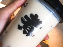 芋圆奶茶-沪上阿姨·精选茶饮(南开白堤路店)